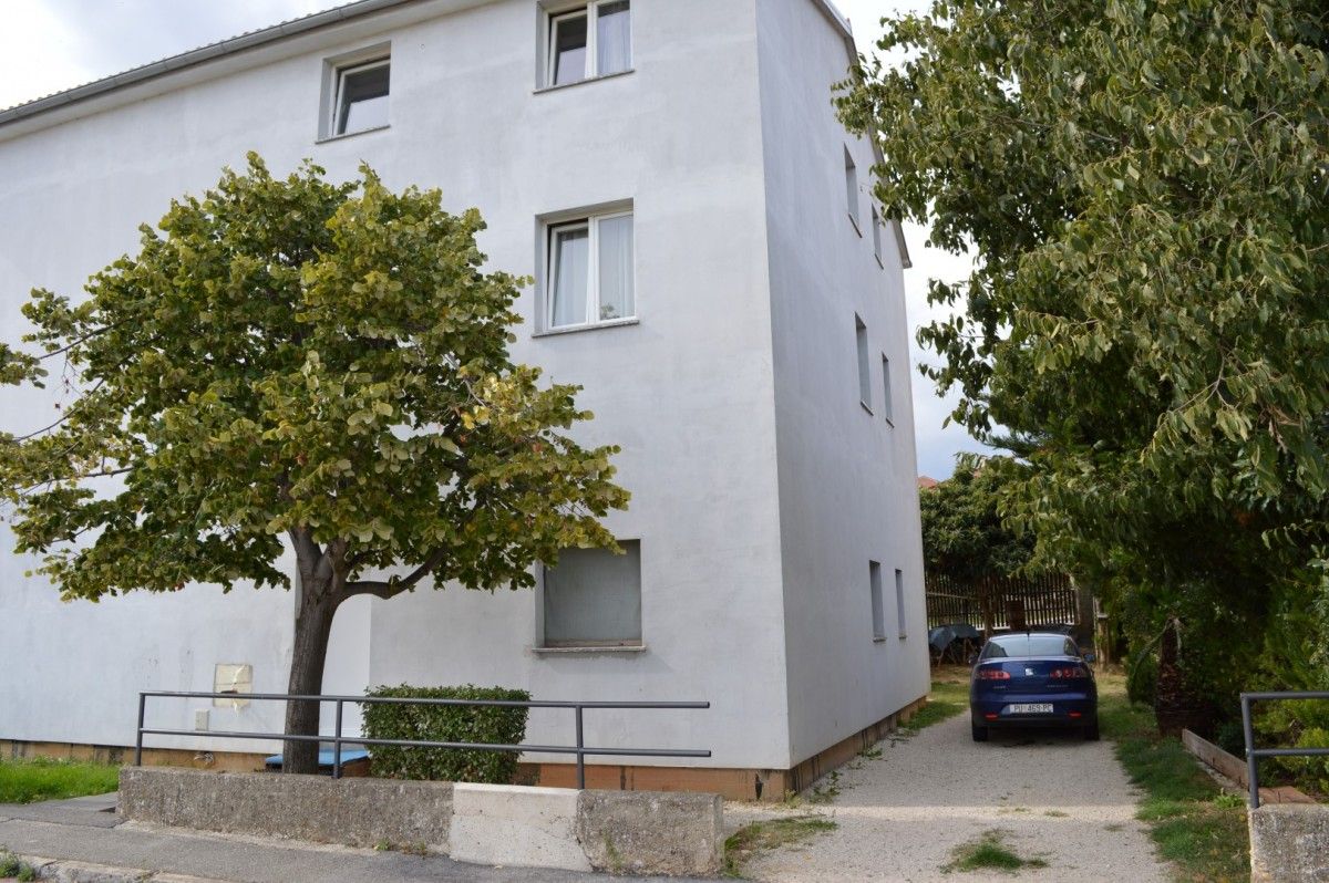 House in Pula, Croatia, 270 sq.m - picture 1