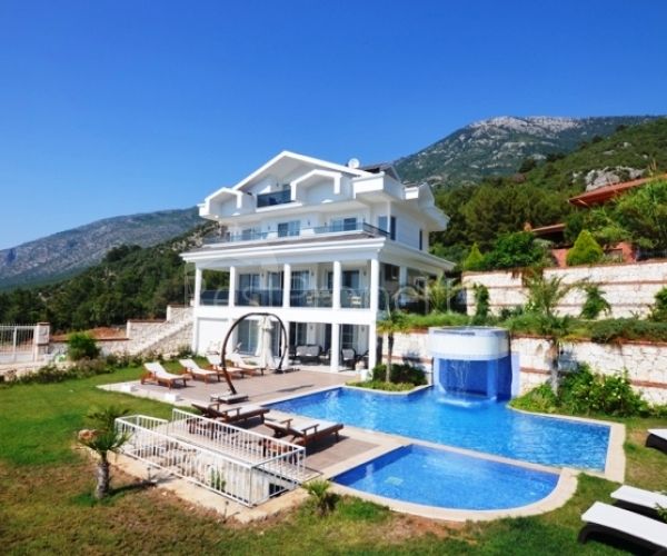 Villa in Fethiye, Turkey, 400 sq.m - picture 1