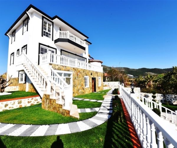 Villa en Gazipasa, Turquia, 300 m2 - imagen 1