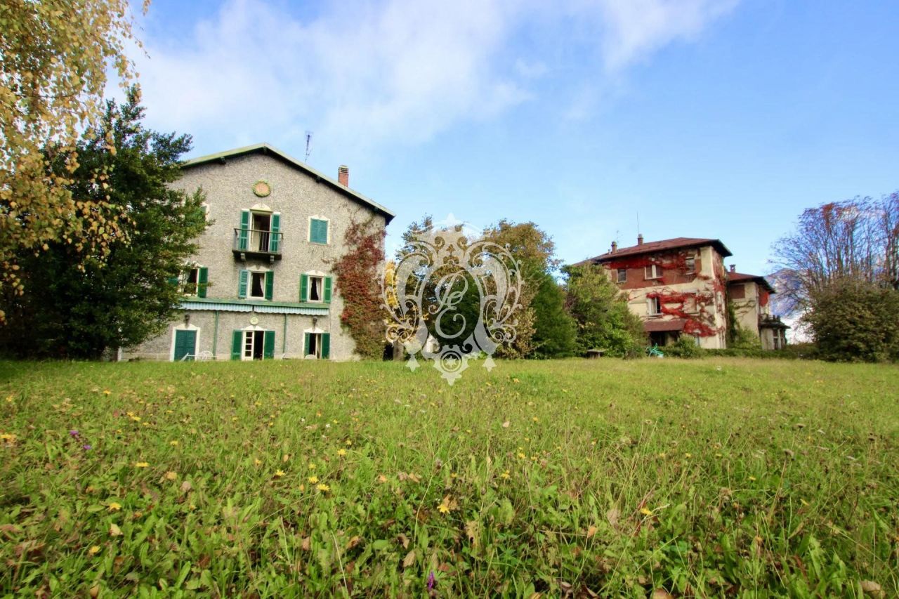 Villa en Bellagio, Italia, 2 000 m2 - imagen 1