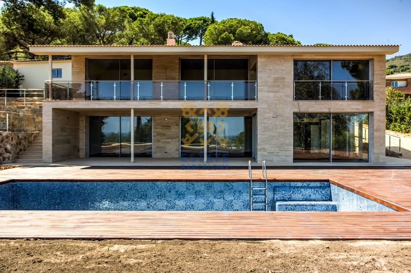 House on Costa del Maresme, Spain, 454 sq.m - picture 1
