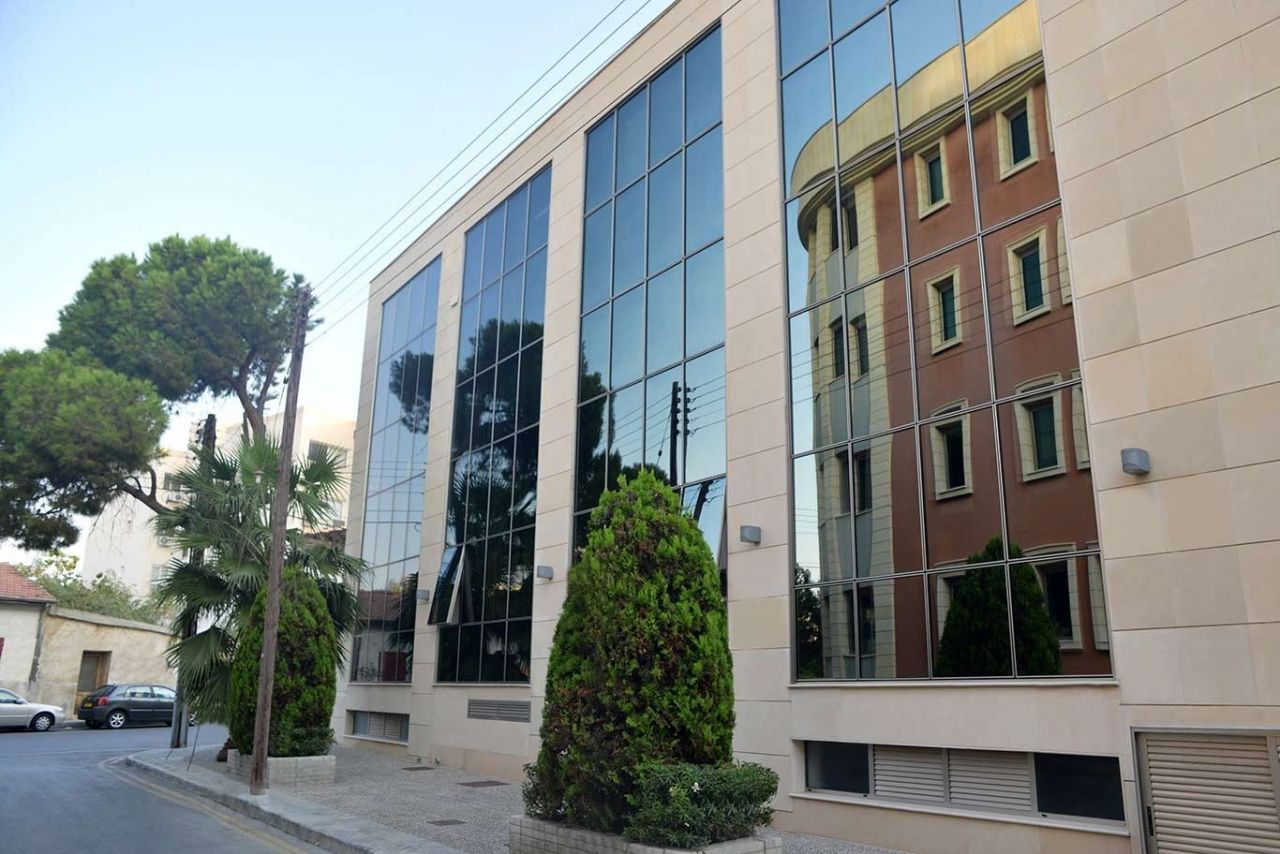Bureau à Limassol, Chypre, 847 m2 - image 1