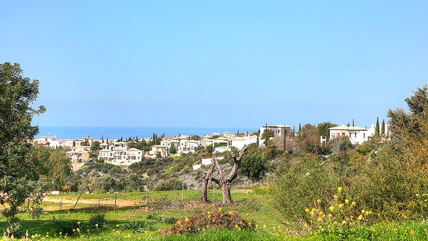 Land in Paphos, Cyprus, 1 331 sq.m - picture 1