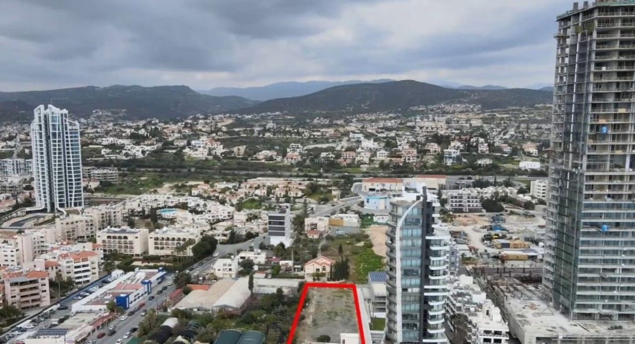 Terreno en Limasol, Chipre, 3 184 m2 - imagen 1