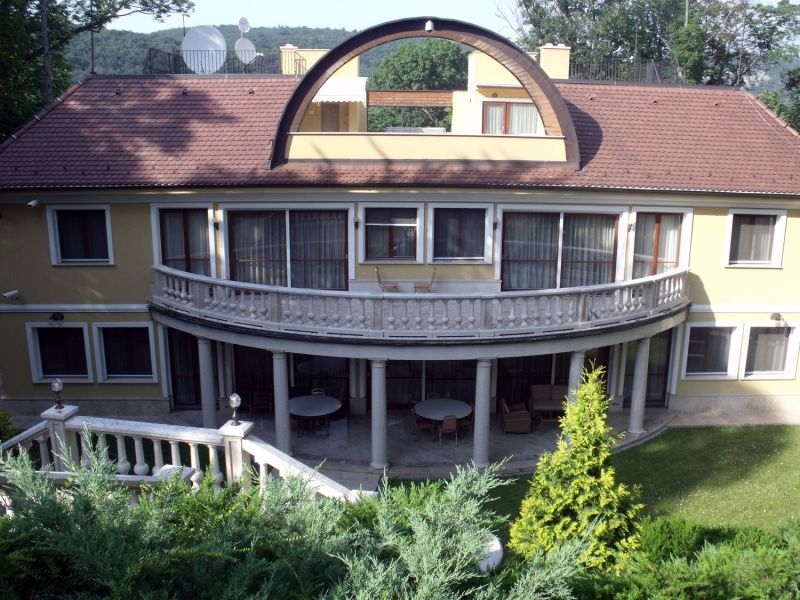 Villa in Budapest, Ungarn, 1 000 m2 - Foto 1