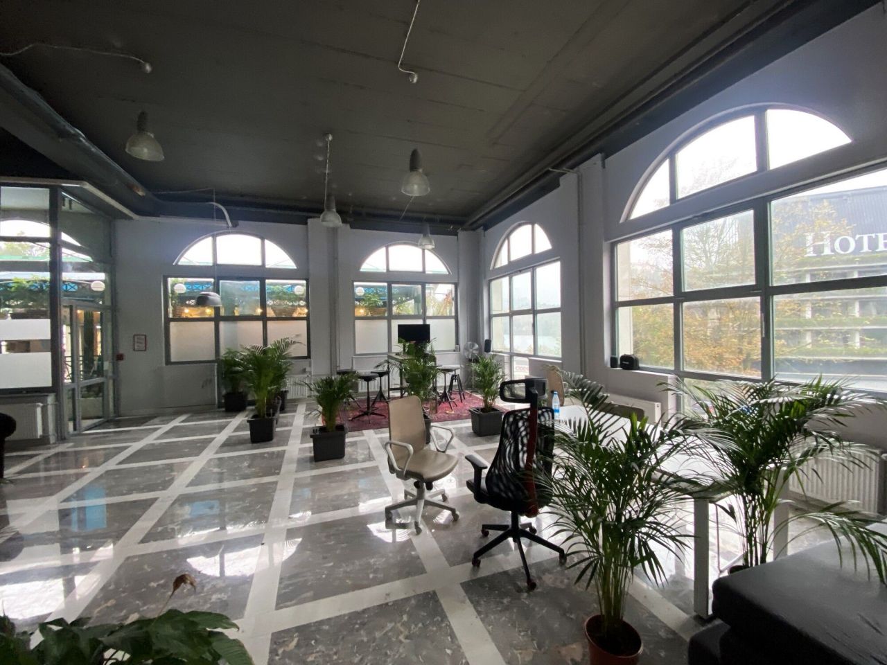 Office in Bled, Slovenia, 207 sq.m - picture 1