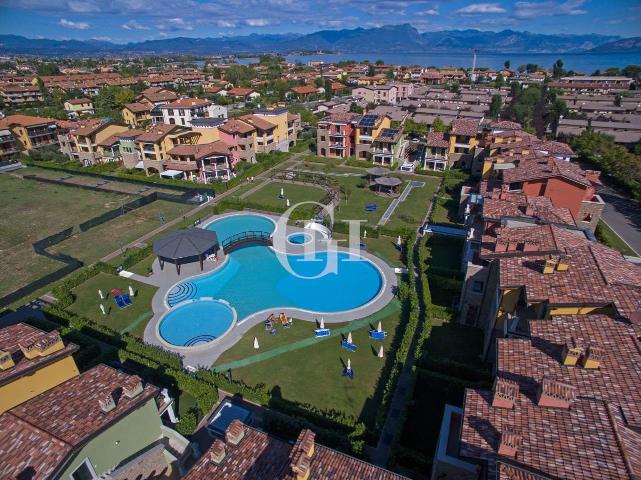 Apartamento por Lago de Garda, Italia, 60 m2 - imagen 1