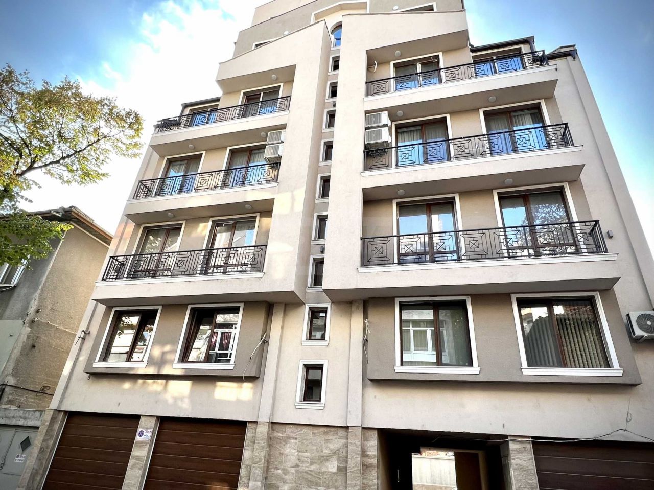 Apartment in Plovdiv, Bulgaria, 80 sq.m - picture 1