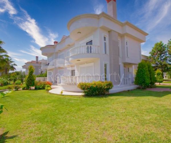Villa in Belek, Turkey, 250 sq.m - picture 1