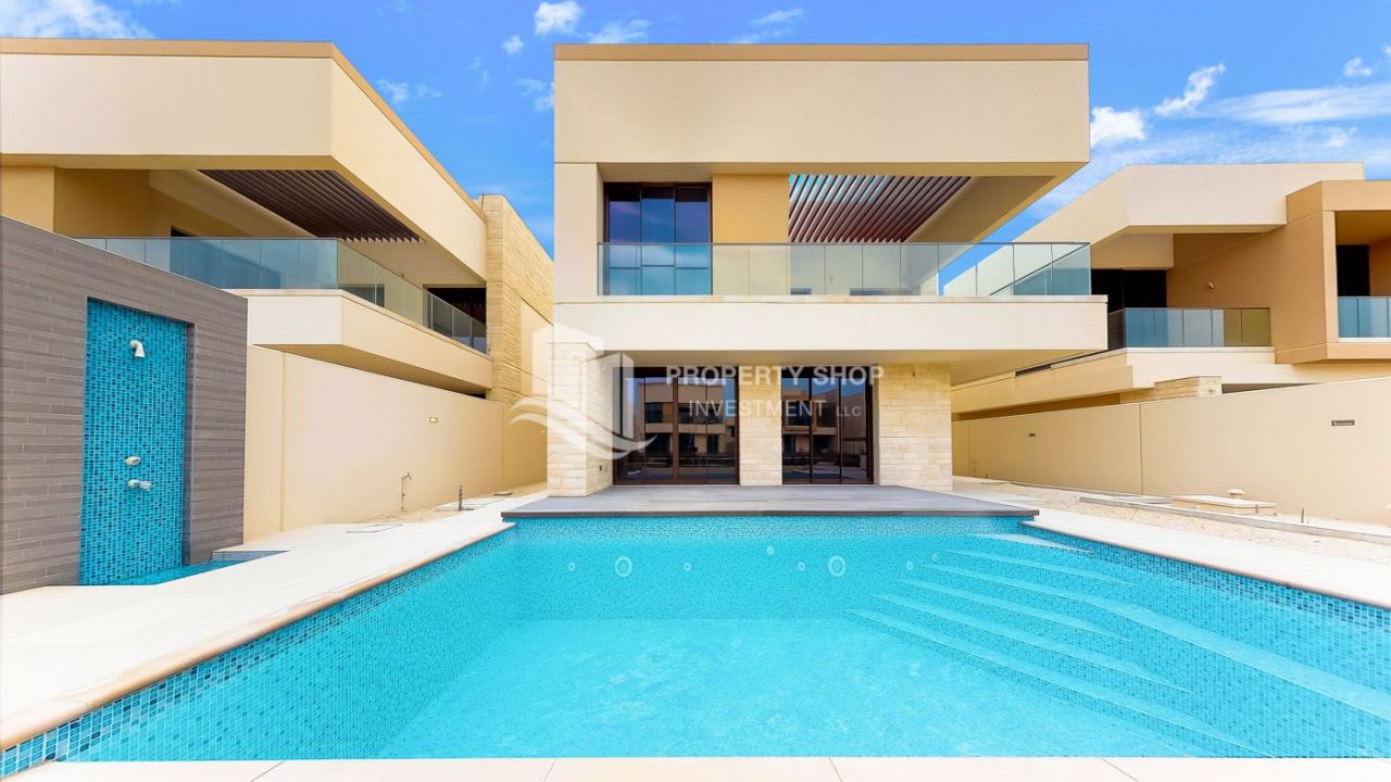 Villa en Abu Dabi, EAU, 581 m2 - imagen 1