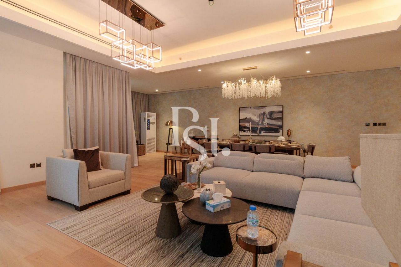 Apartamento en Abu Dabi, EAU, 216 m2 - imagen 1