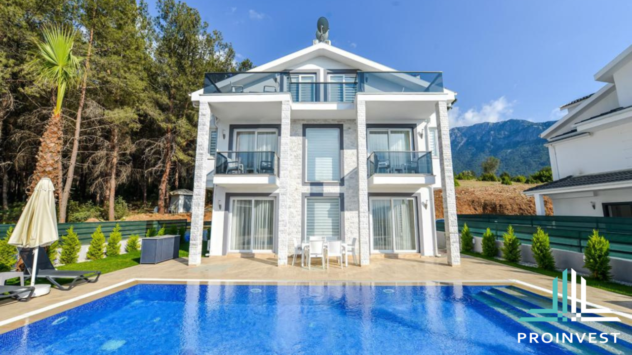 Villa à Ovacik, Turquie, 200 m2 - image 1