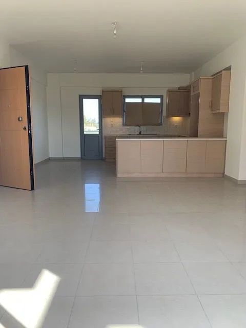Apartment in Loutraki, Greece, 91 sq.m - picture 1