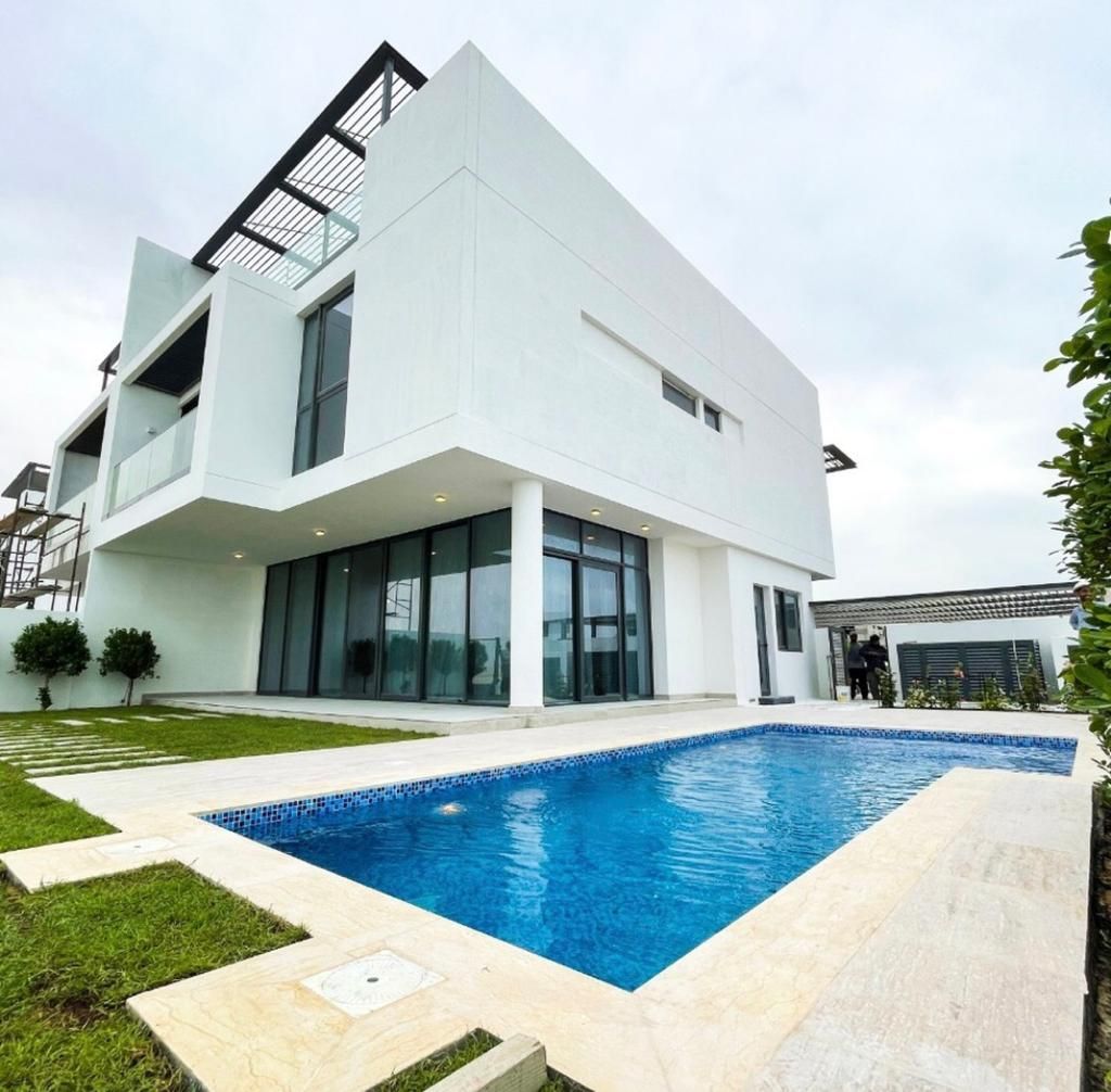 Villa in Sharjah, UAE, 440 sq.m - picture 1