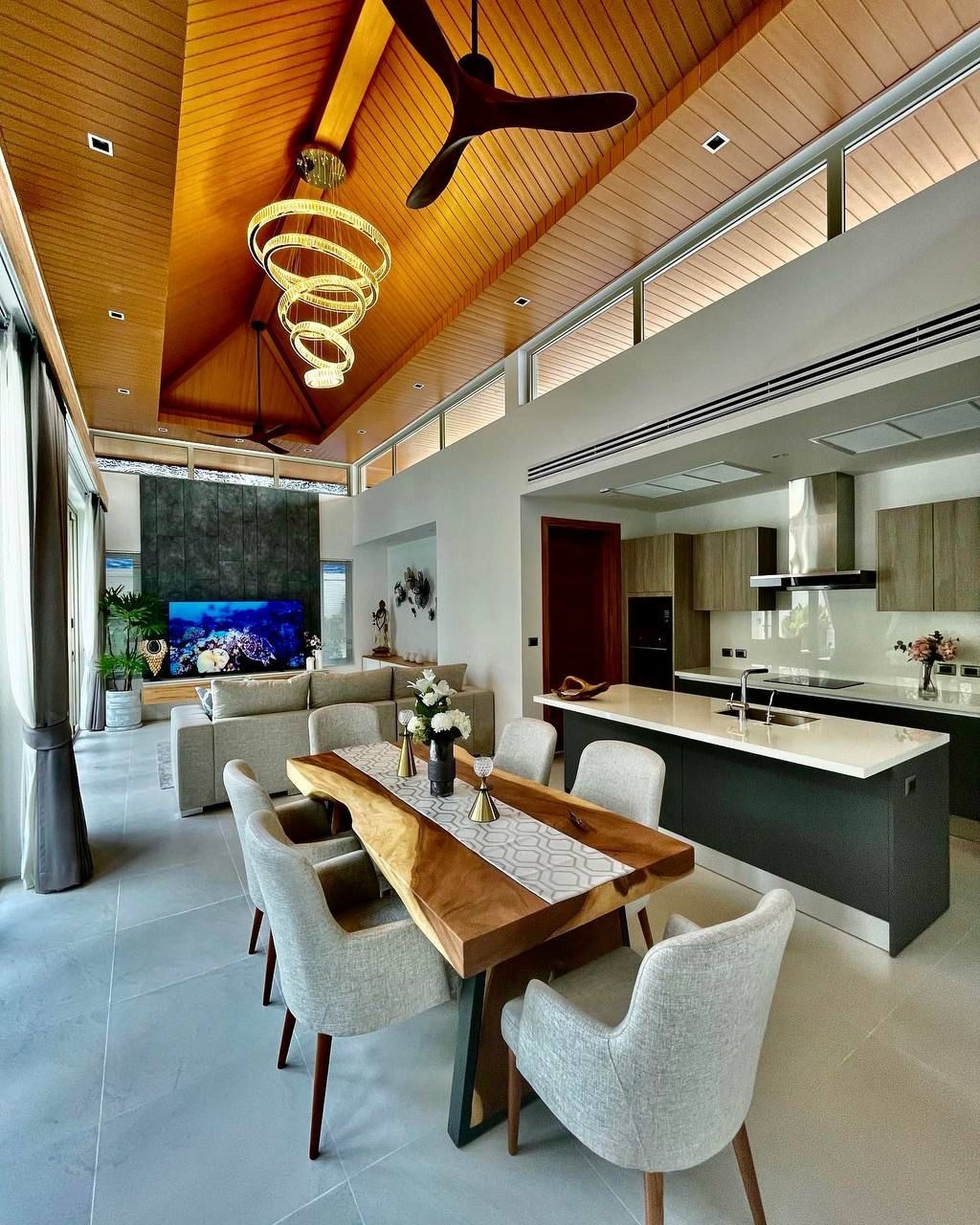 Villa sur l'île de Phuket, Thaïlande, 250 m2 - image 1