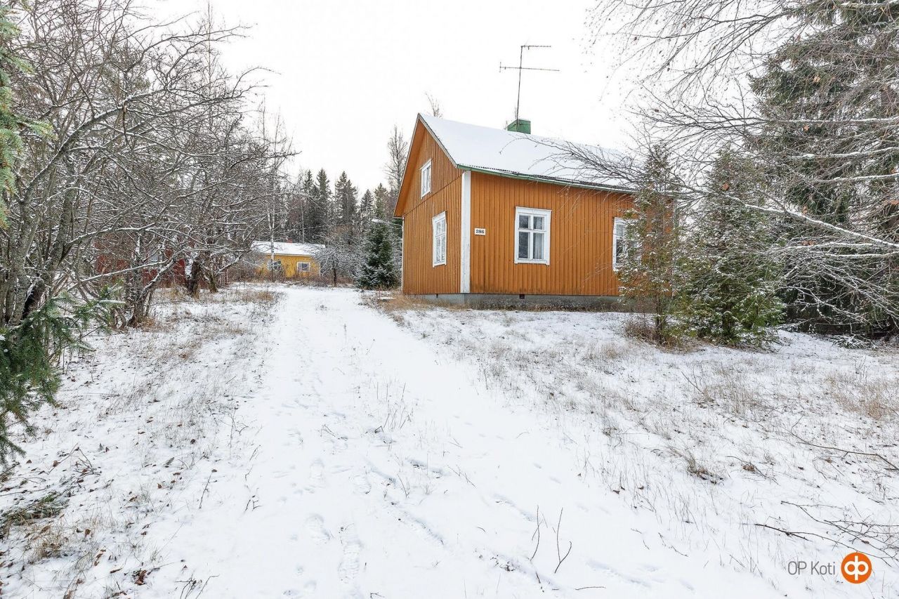House in Salo, Finland, 97.6 sq.m - picture 1