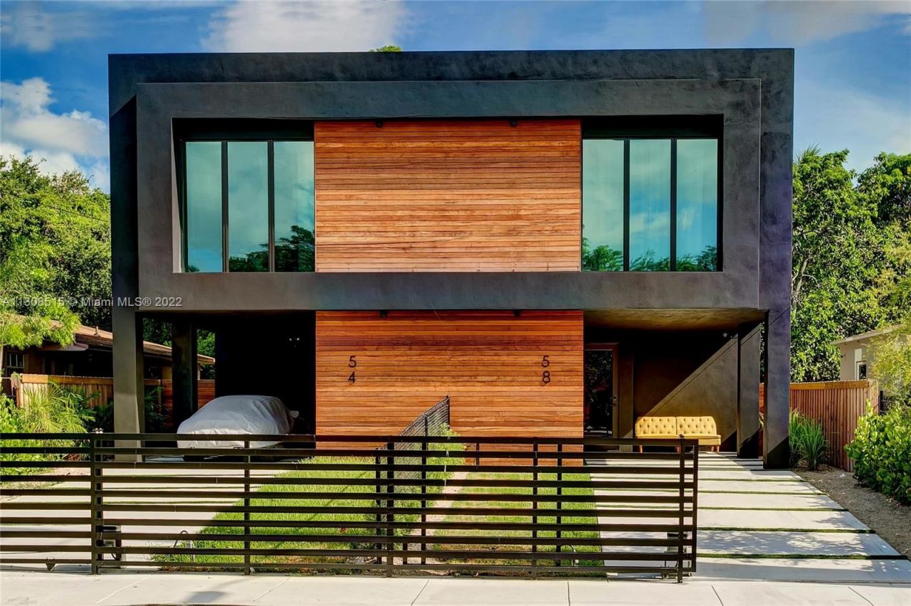Maison urbaine à Miami, États-Unis, 160 m2 - image 1