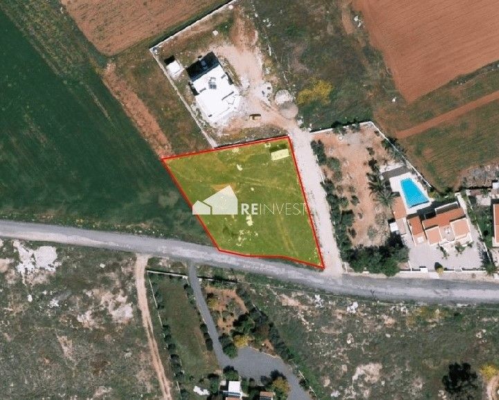 Grundstück in Protaras, Zypern, 1 597 m2 - Foto 1
