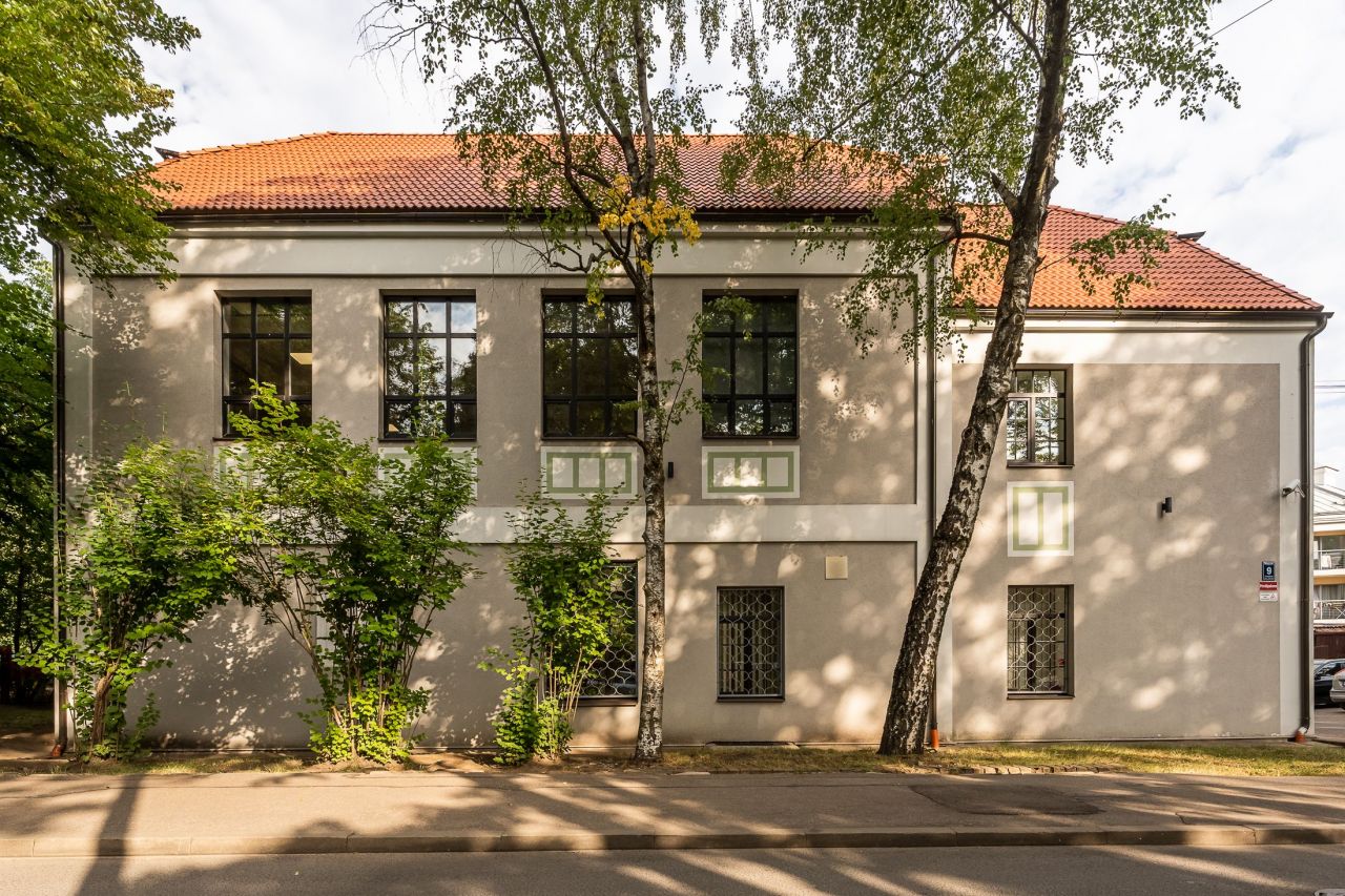 Maison à Riga, Lettonie, 1 012 m2 - image 1