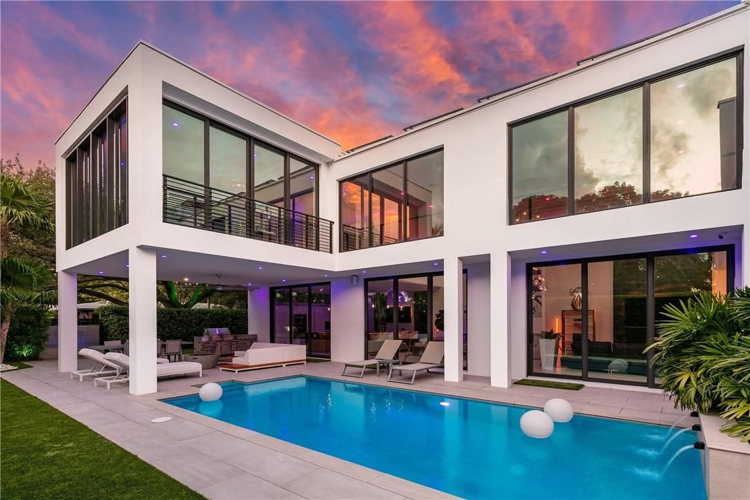 Villa en Miami, Estados Unidos, 340 m2 - imagen 1