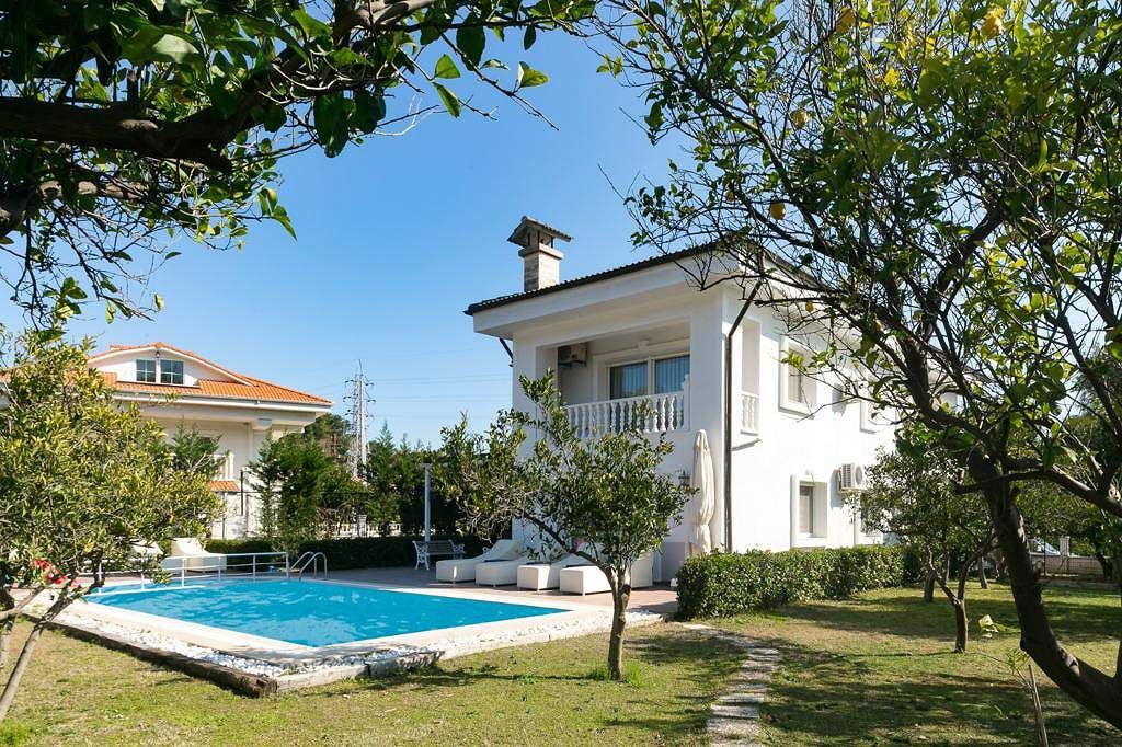 Villa en Kemer, Turquia, 300 m2 - imagen 1