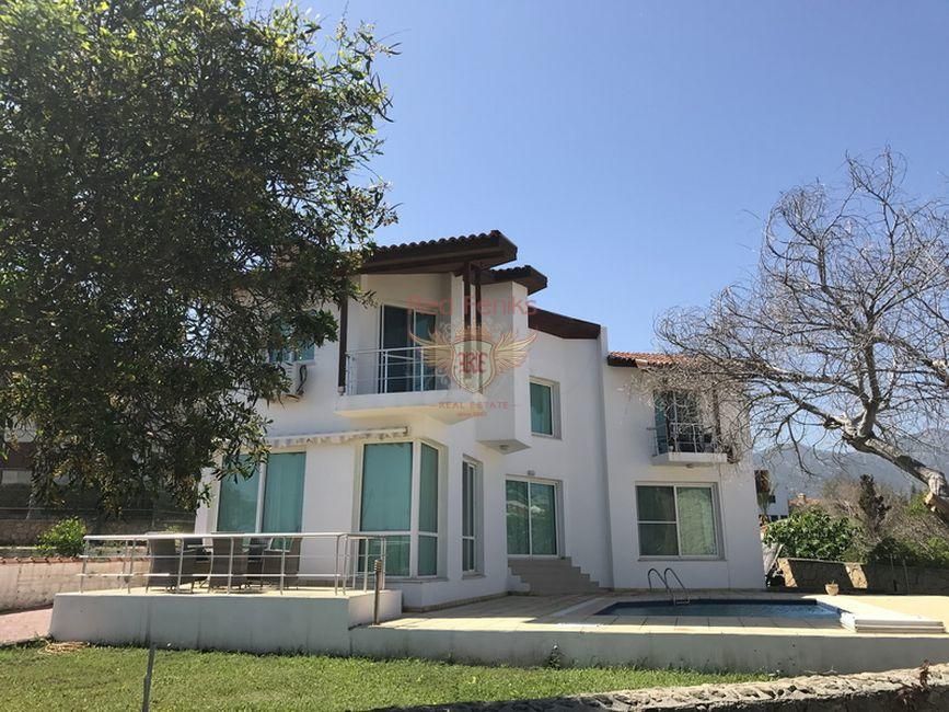 House in Kyrenia, Cyprus, 200 sq.m - picture 1