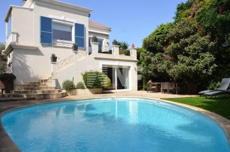 Villa in Cap d'Antibes, France, 160 sq.m - picture 1