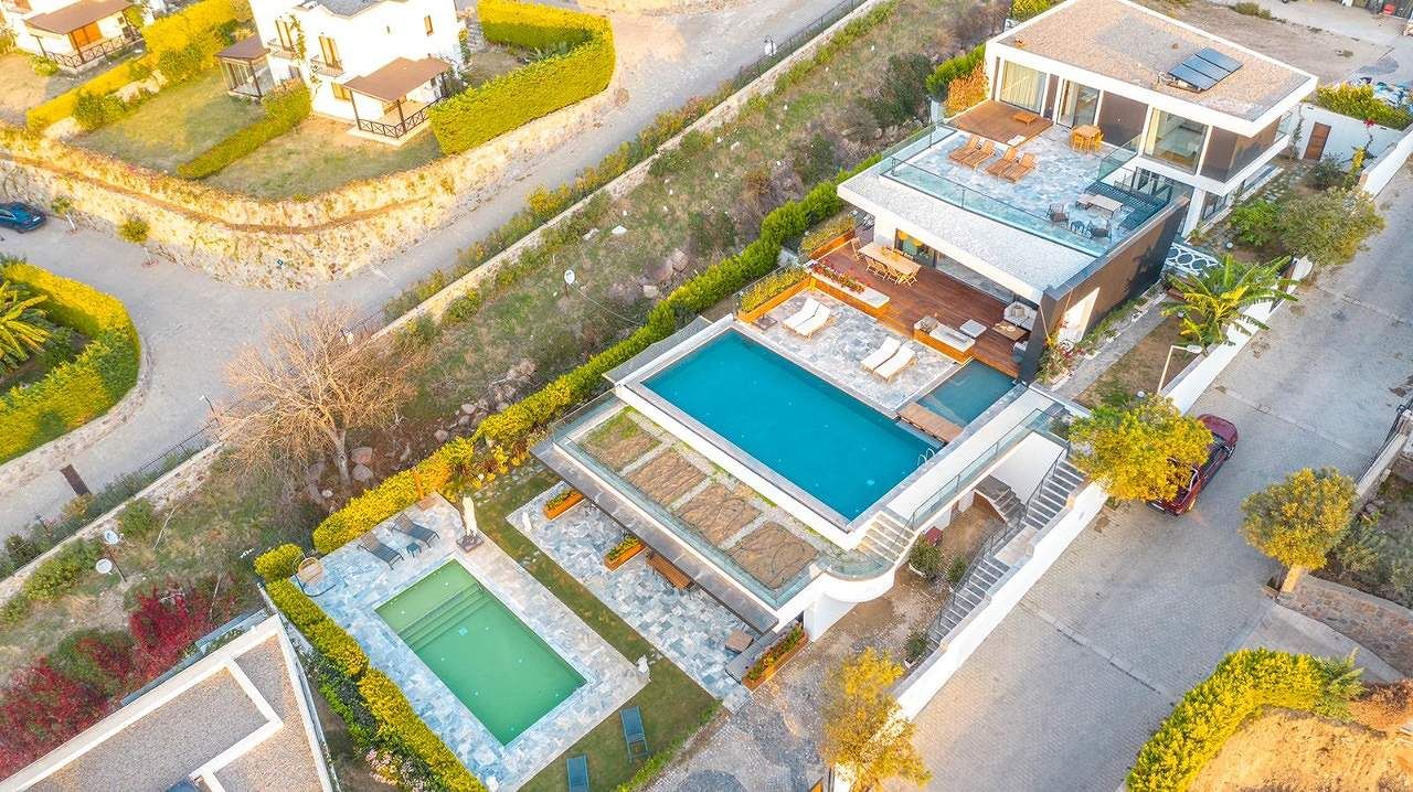Villa à Bodrum, Turquie, 250 m2 - image 1