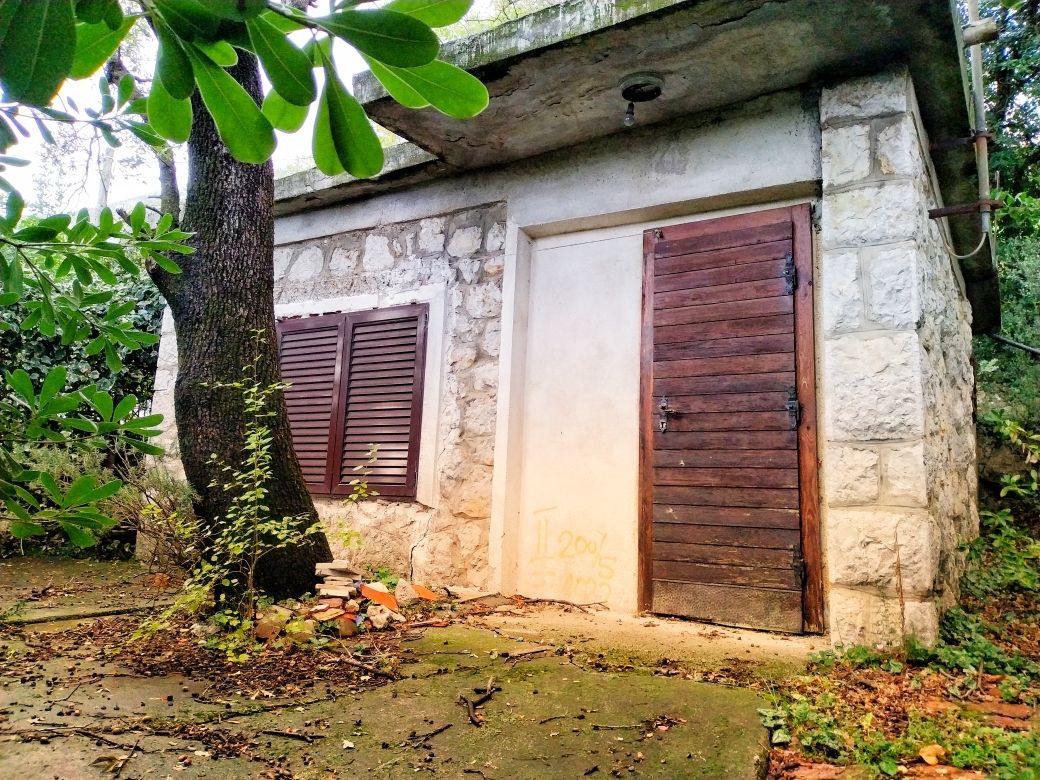 Grundstück in Sutomore, Montenegro, 573 m2 - Foto 1