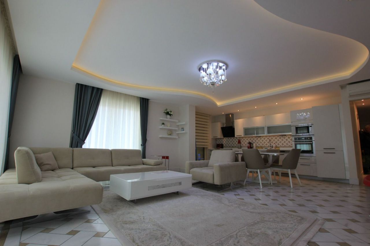 Penthouse in Alanya, Turkey, 160 m² - picture 1