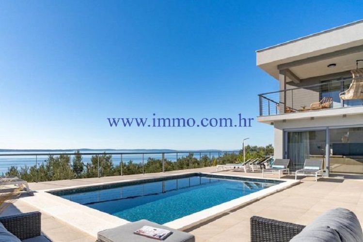 Villa à Split, Croatie, 306 m2 - image 1