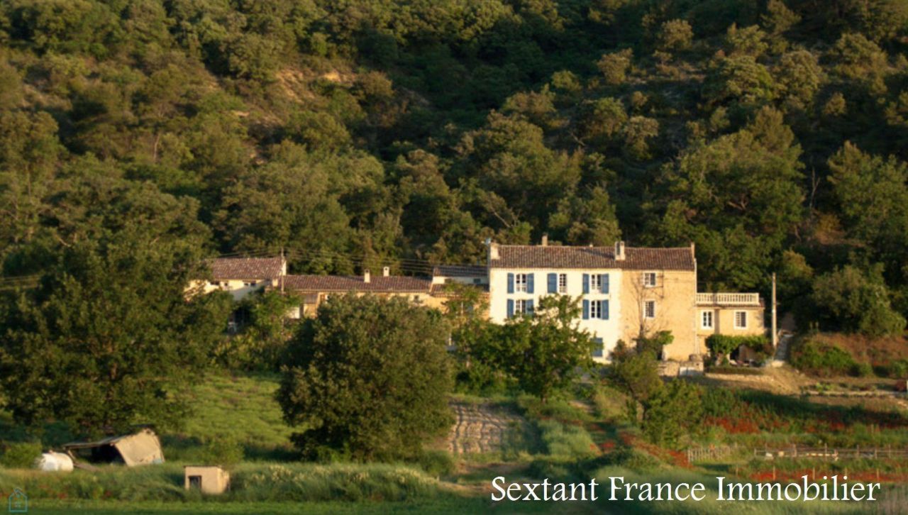 Haus in Rhône-Alpes, Frankreich - Foto 1