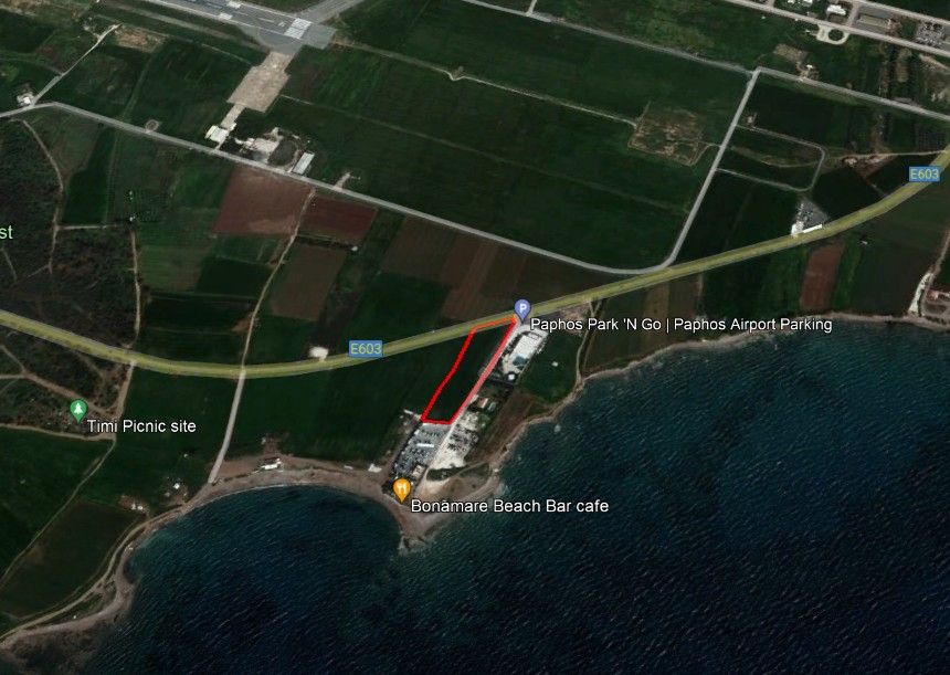 Land in Paphos, Cyprus, 11 502 sq.m - picture 1