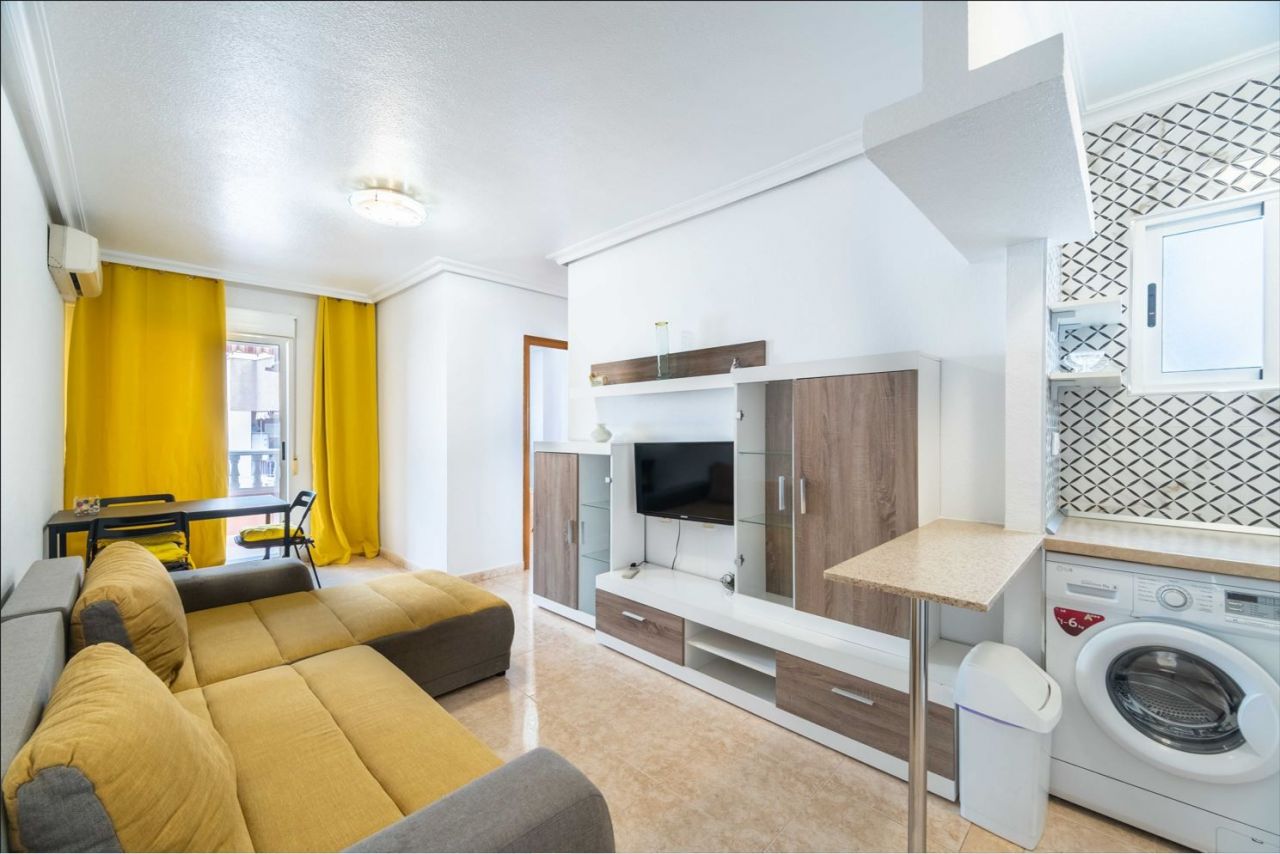 Apartamento en Torrevieja, España, 69 m2 - imagen 1