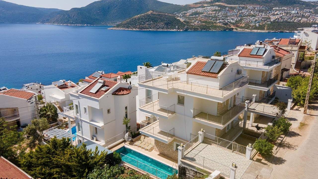 Villa in Kalkan, Turkey, 250 sq.m - picture 1