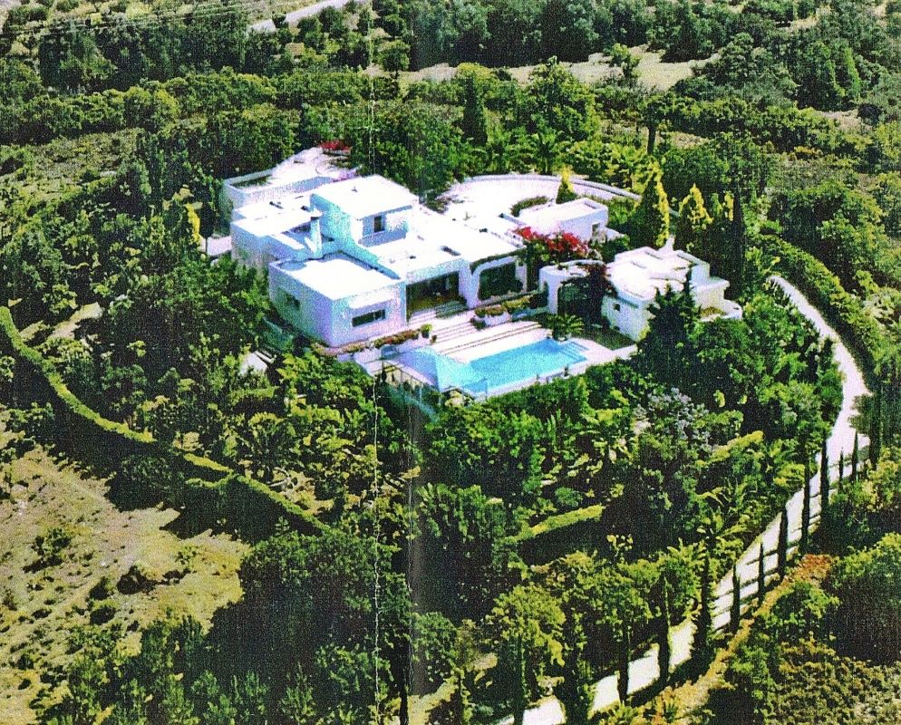 House in Algarve, Portugal, 3 388 sq.m - picture 1