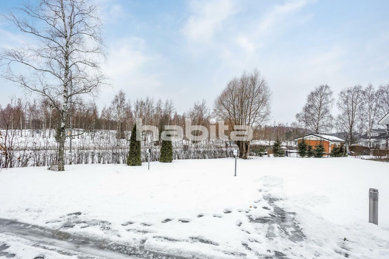 Land in Vantaa, Finland, 751 sq.m - picture 1