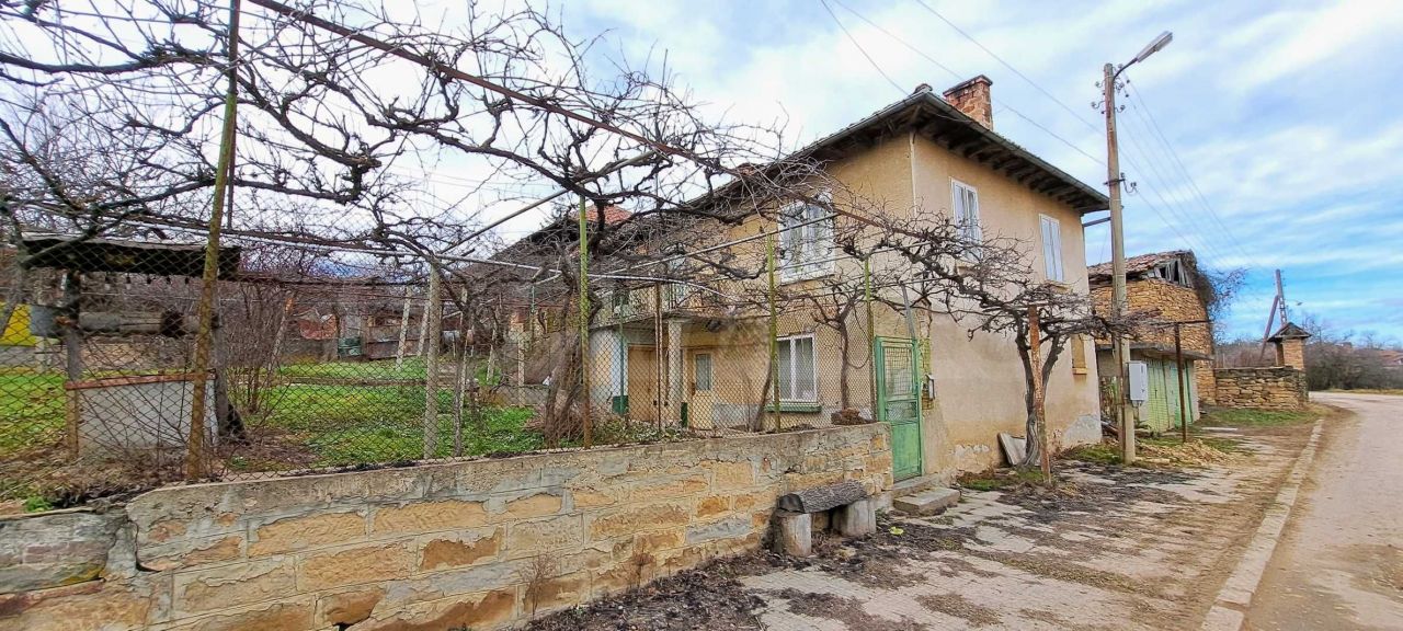 House Sevlievo, Bulgaria, 138 sq.m - picture 1