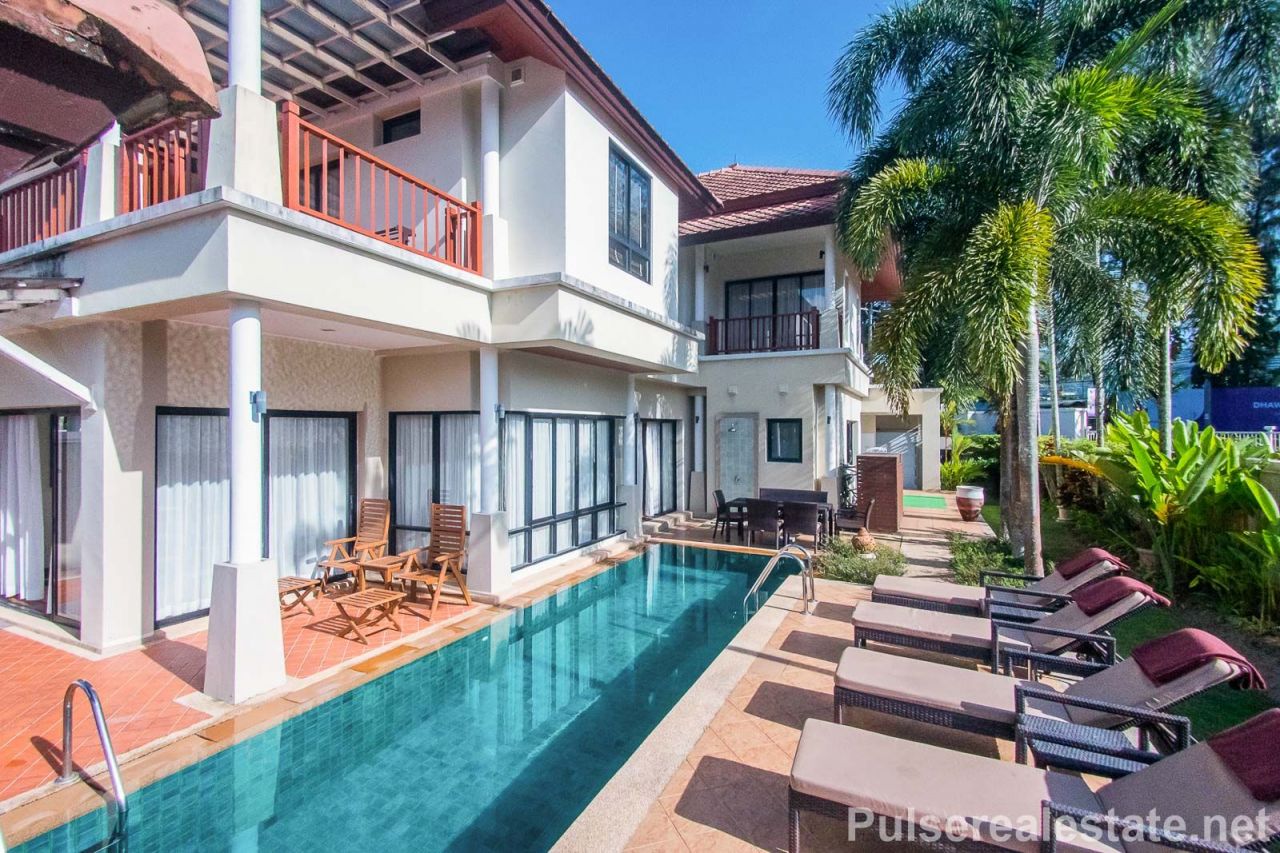 Villa on Bang Tao, Thailand, 450 sq.m - picture 1