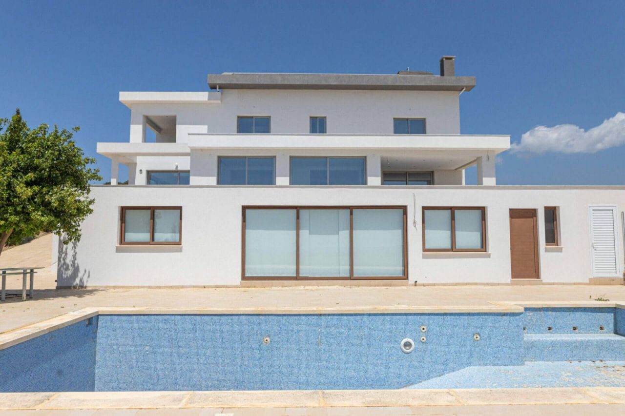 Villa à Paphos, Chypre, 450 m2 - image 1