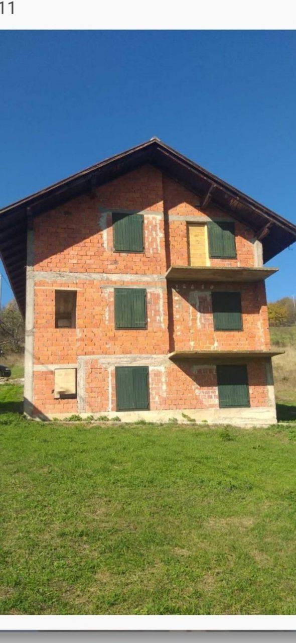 House, Tuzla, Bosnia and Herzegovina, 130 sq.m - picture 1
