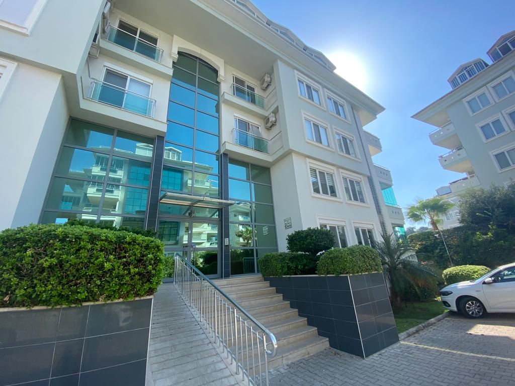 Penthouse in Alanya, Turkey, 380 sq.m - picture 1
