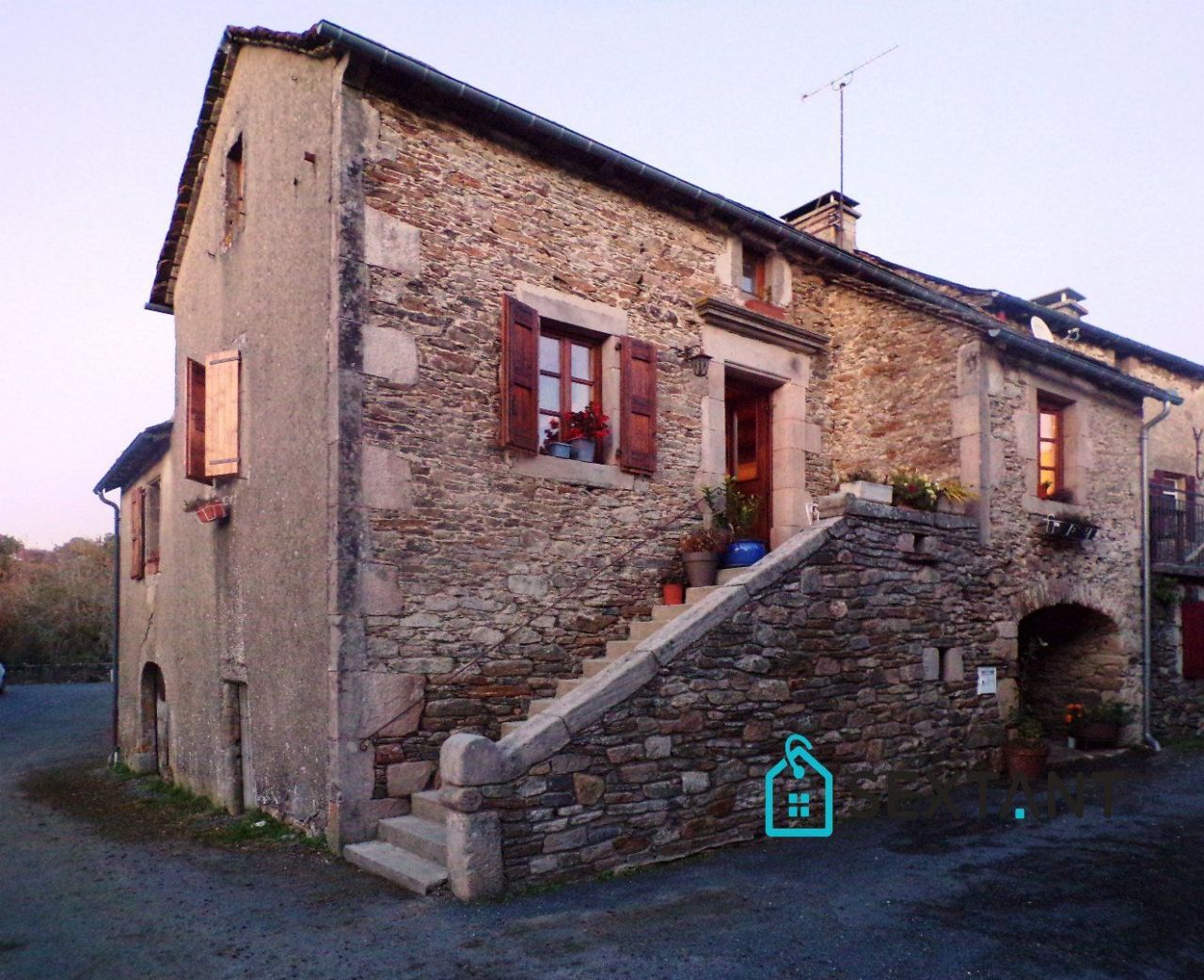 House in Hermance, France - picture 1