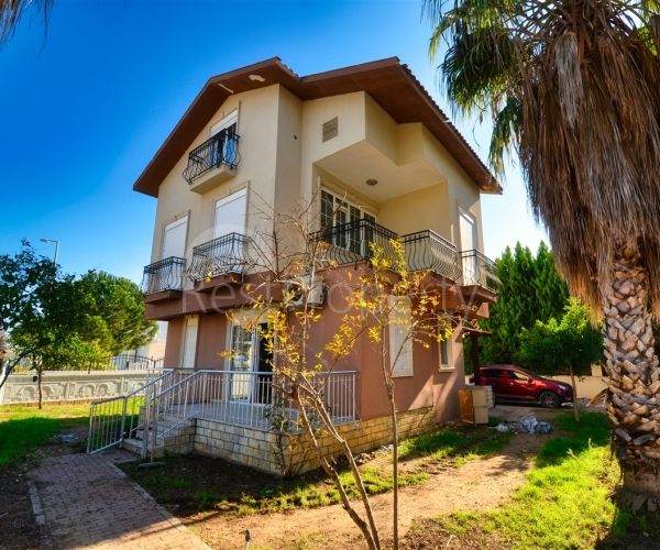 Villa in Belek, Turkey, 160 sq.m - picture 1