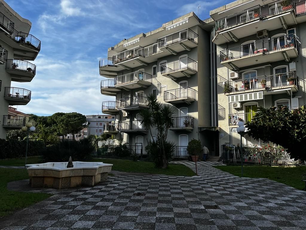 Appartement à Scalea, Italie, 170 m2 - image 1