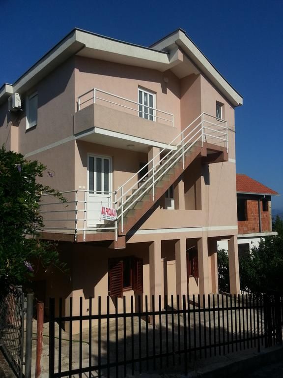 Casa en Utjeha, Montenegro, 150 m2 - imagen 1
