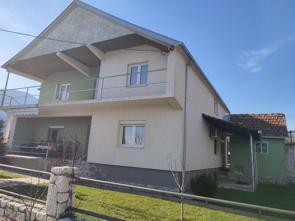 House in Danilovgrad, Montenegro, 230 sq.m - picture 1