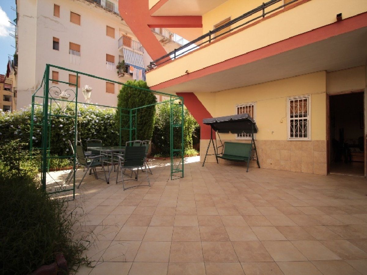 Flat in Scalea, Italy, 100 sq.m - picture 1