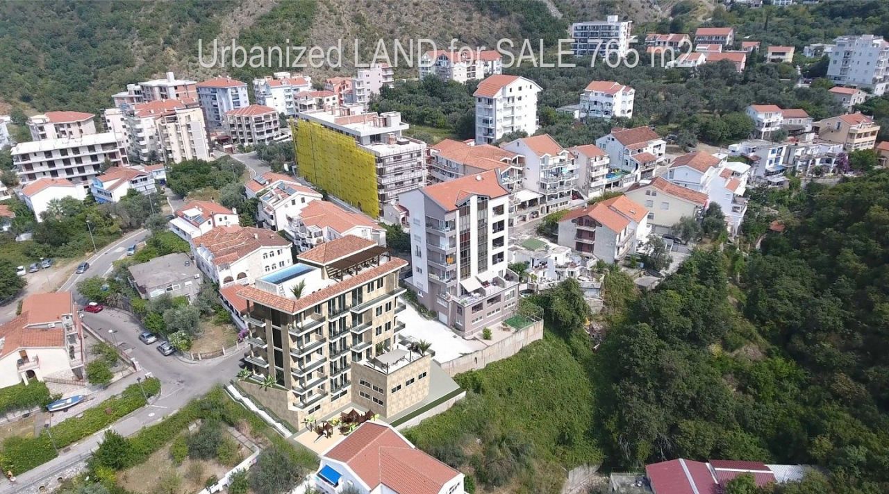 Grundstück in Becici, Montenegro, 765 m2 - Foto 1