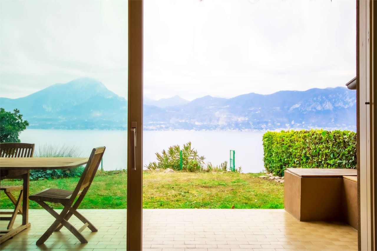 Apartamento por Lago de Garda, Italia, 70 m2 - imagen 1